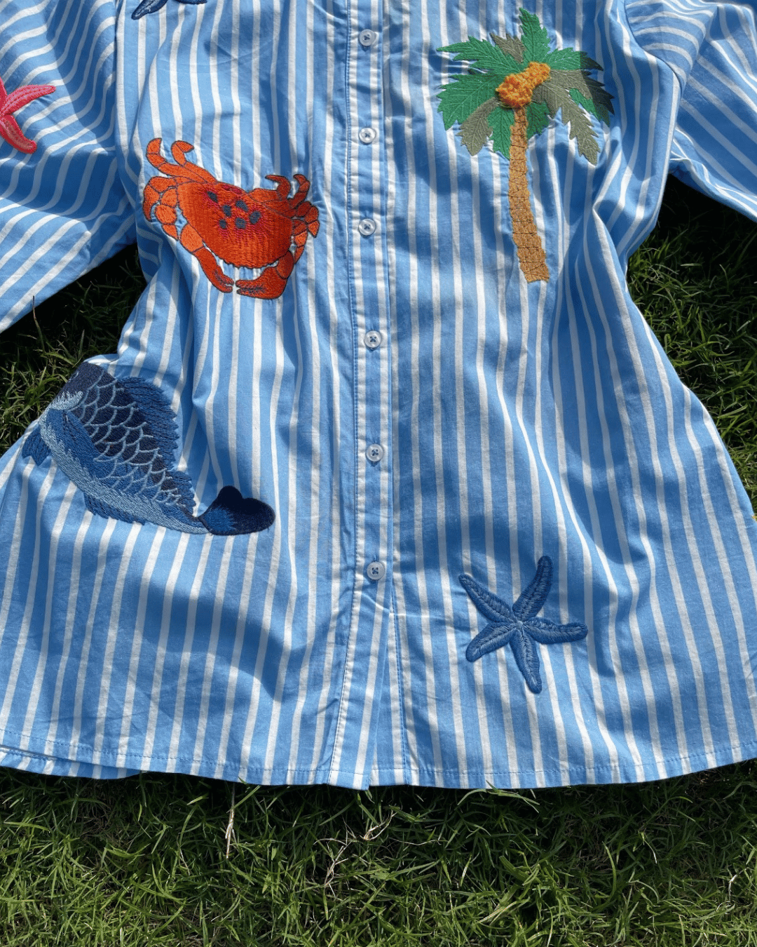 Embroidered Oversized Vacationer Shirt (L, XL, XX)