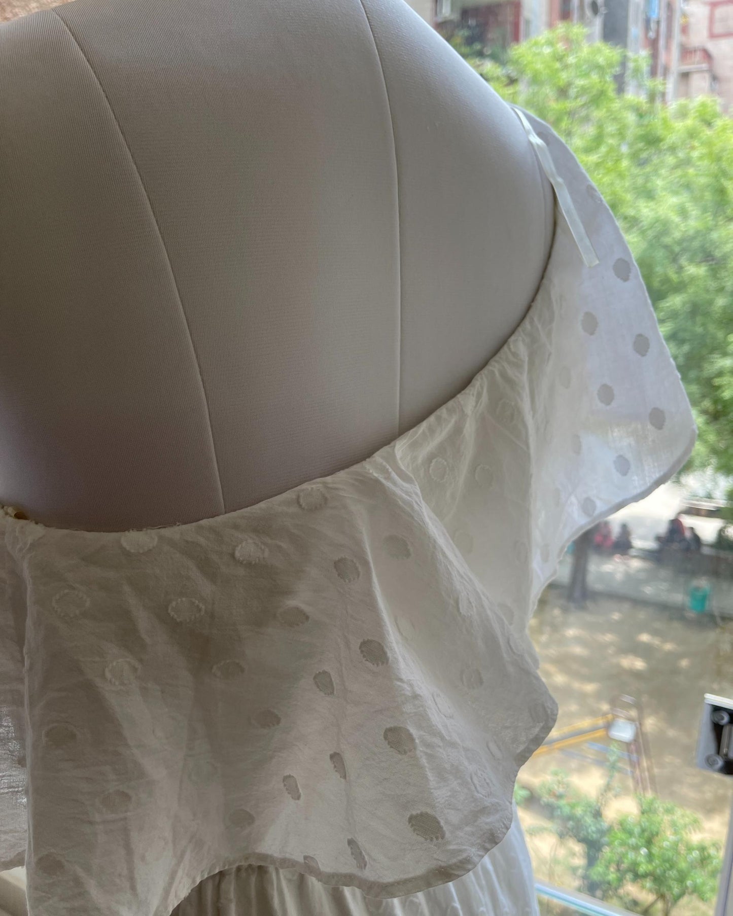 White Marigold Dress (M)