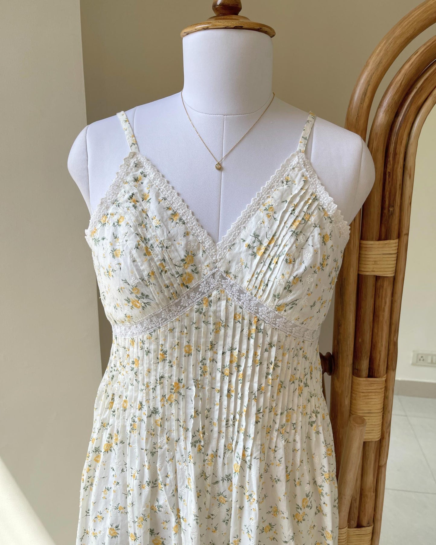 Buttercream Meadow Dress (M)