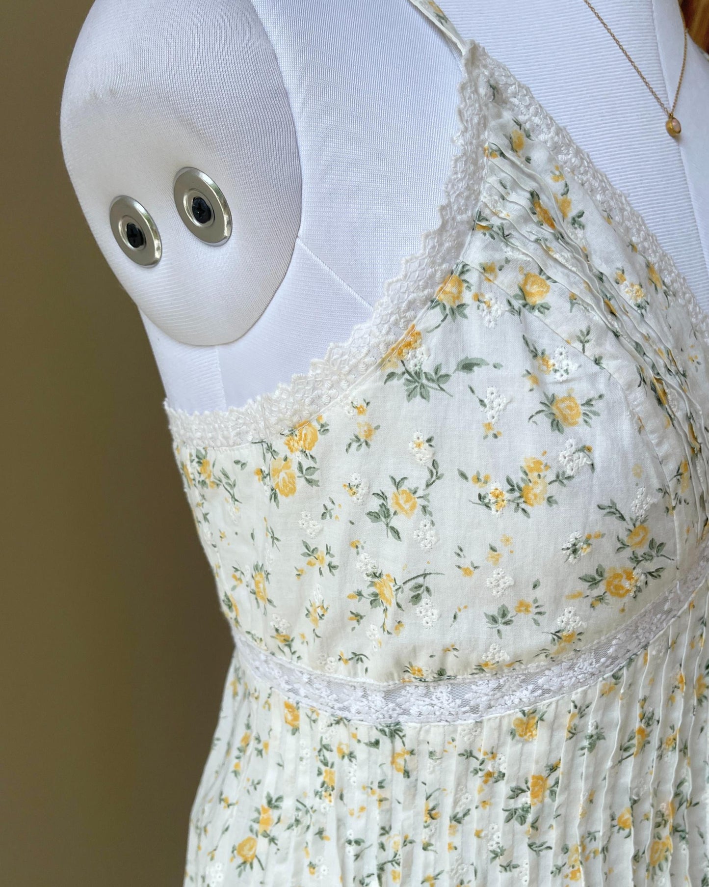 Buttercream Meadow Dress (M)
