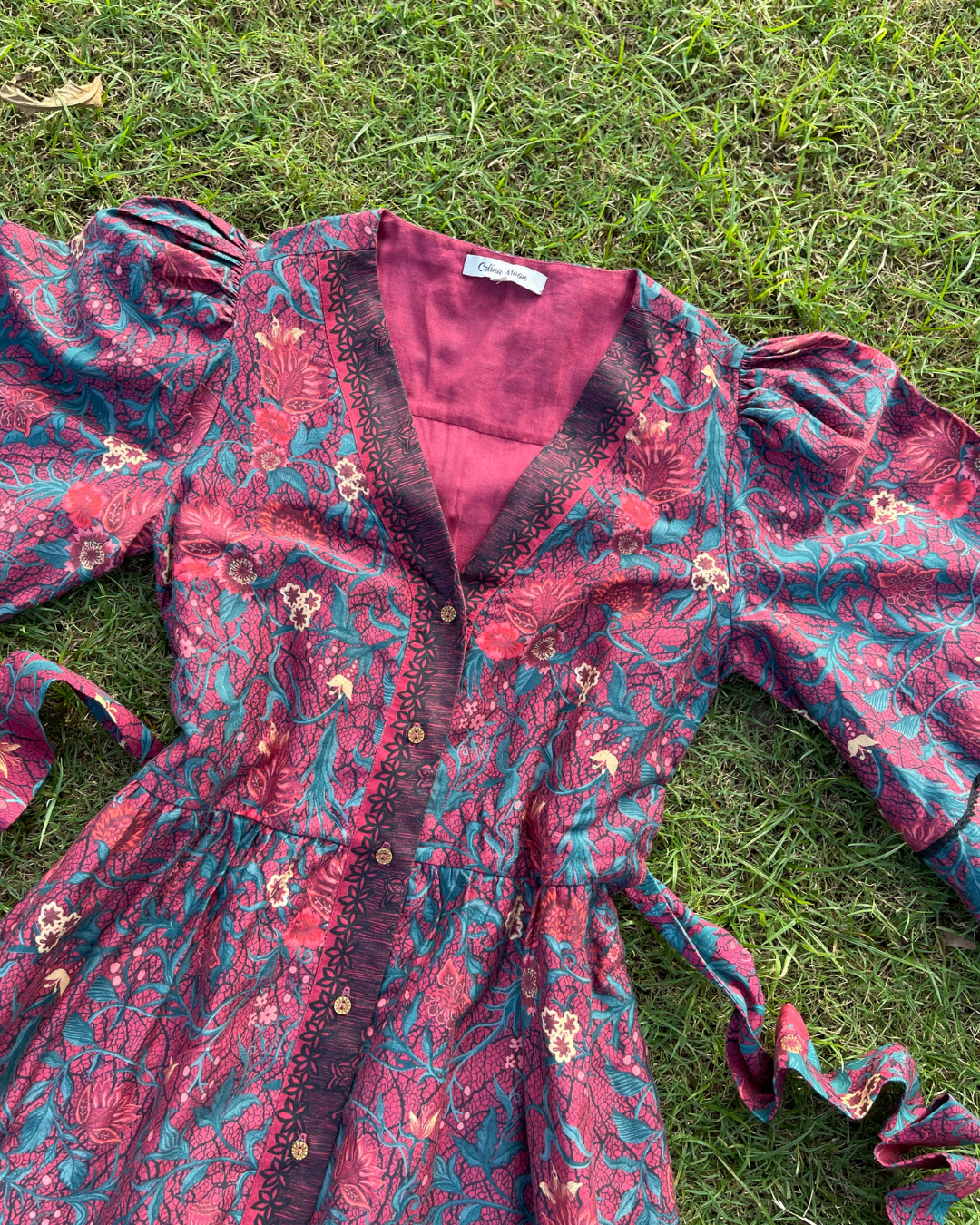 Plum Bouquet Dress(M)
