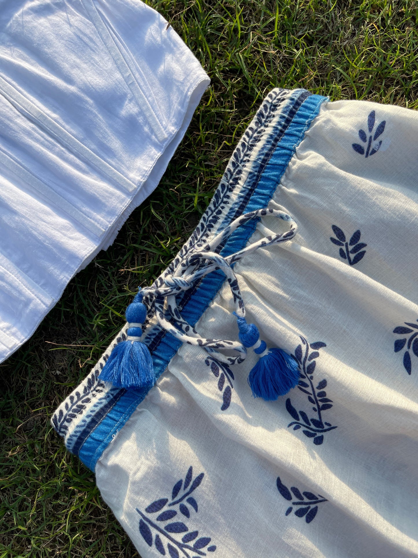 Ocean Bloom Skirt (M)