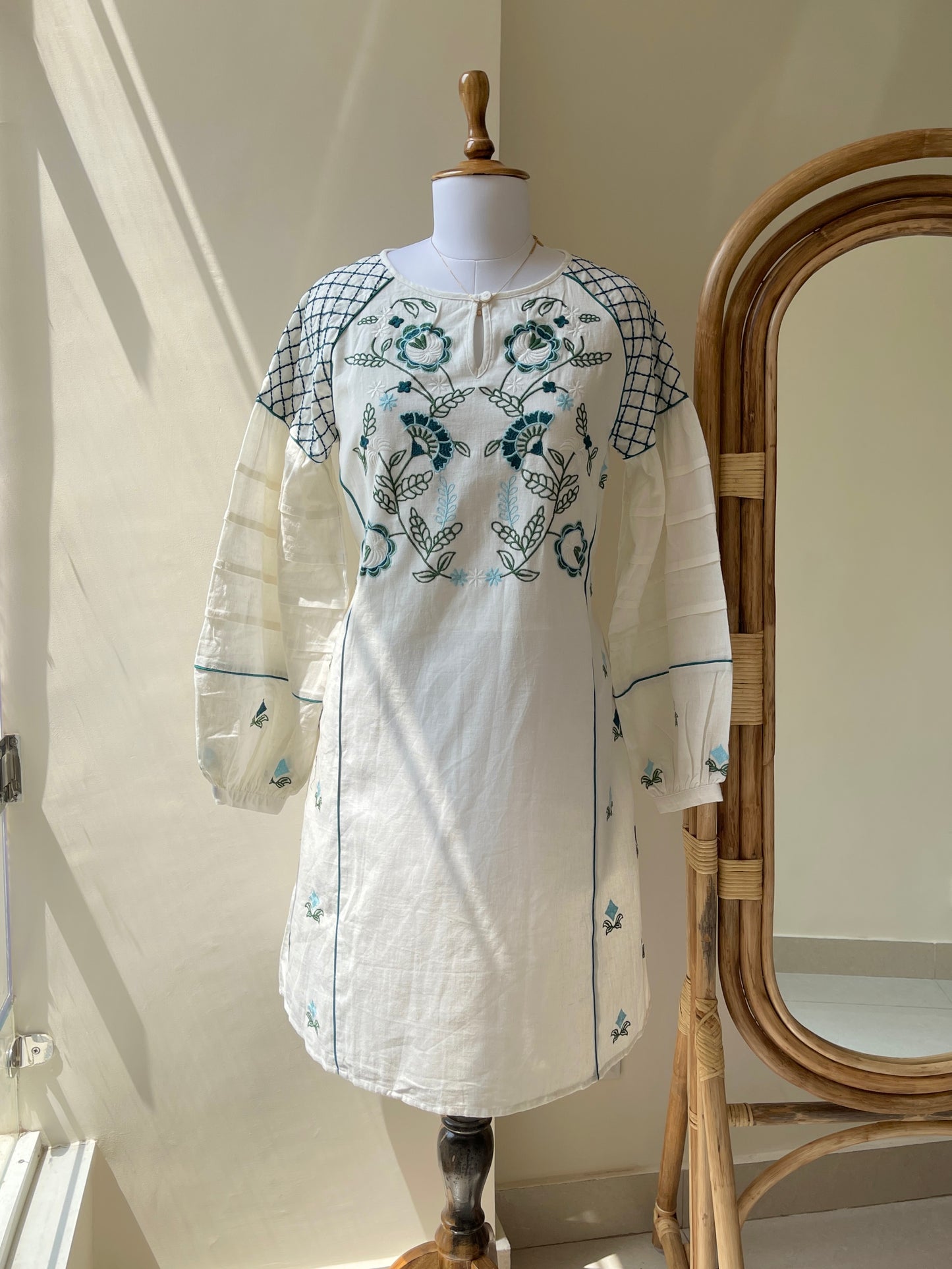 Windsong Dress (M)