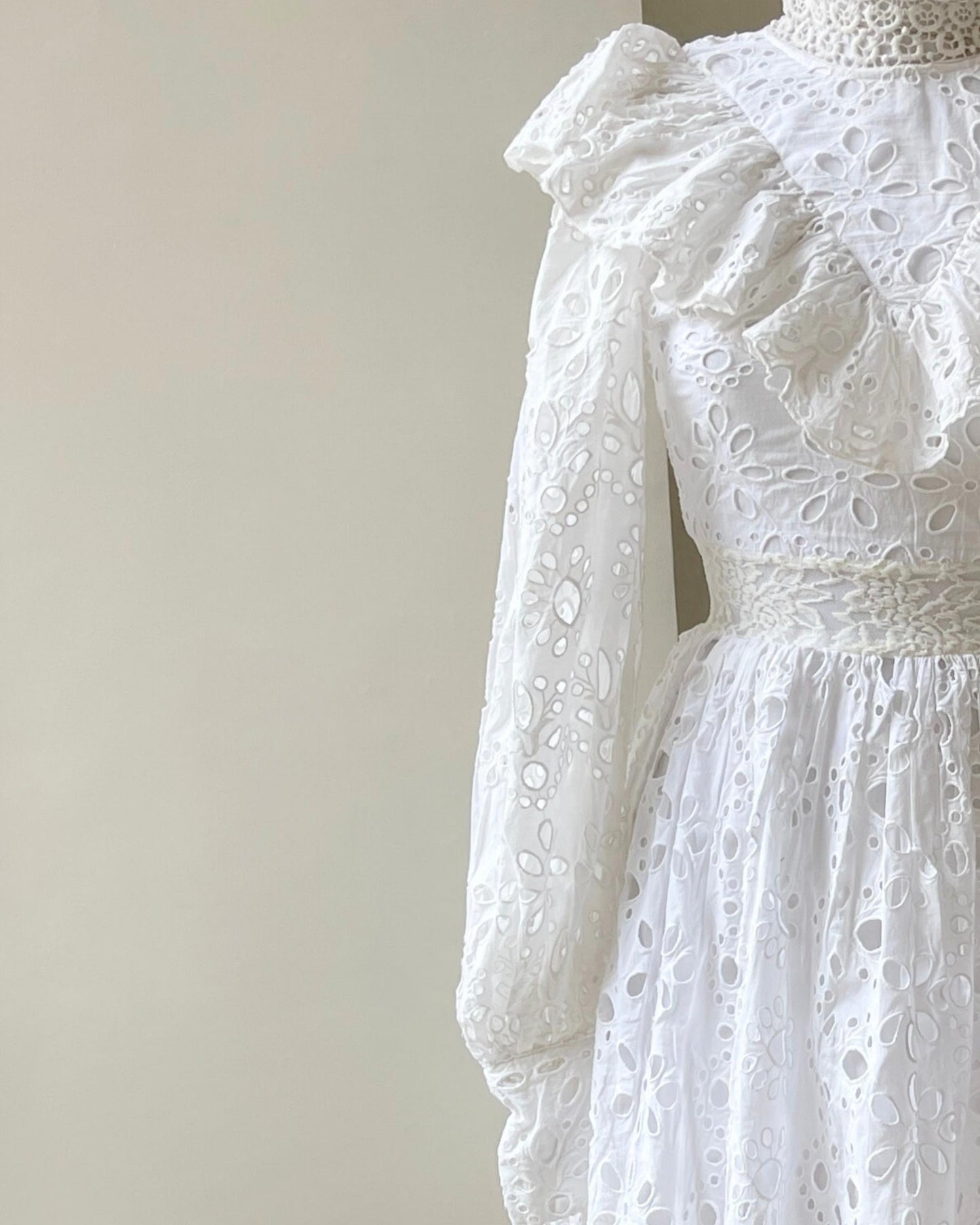 Daisy Laced Dress (XS)