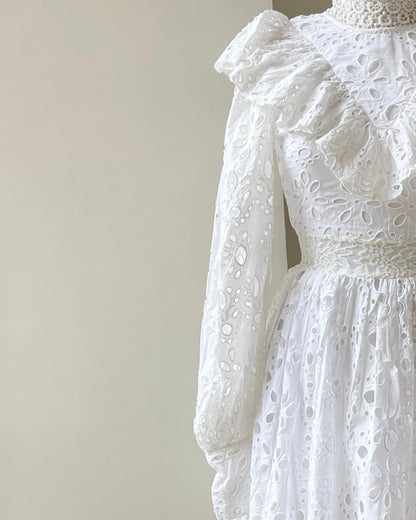 Daisy Laced Dress (XS)
