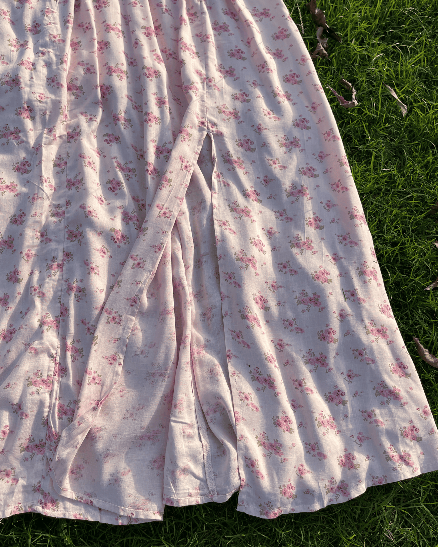 Rosemilk Dress (S)
