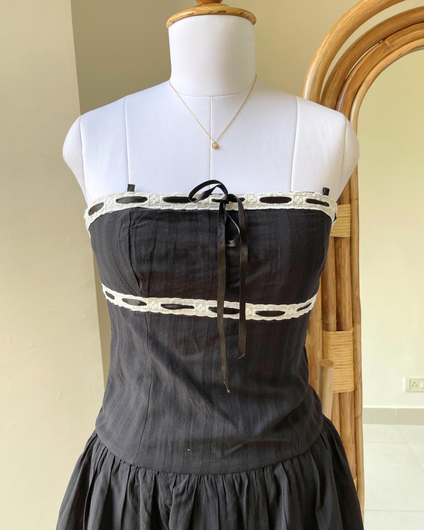 Ribbon Strapless Dress (S)