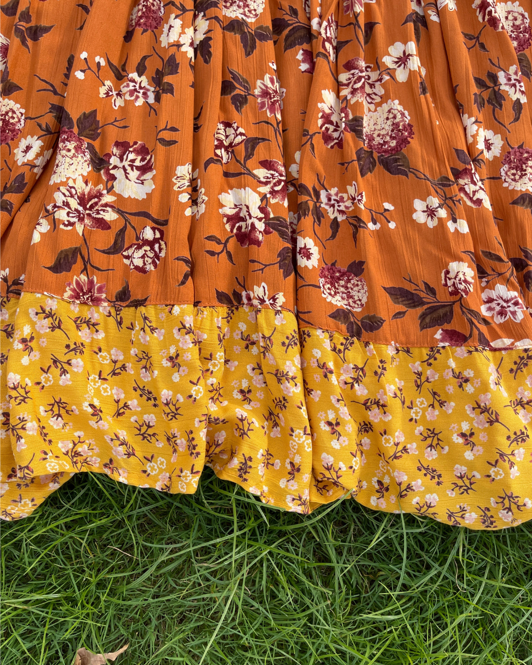 Amber Bouquet Dress (S & M )