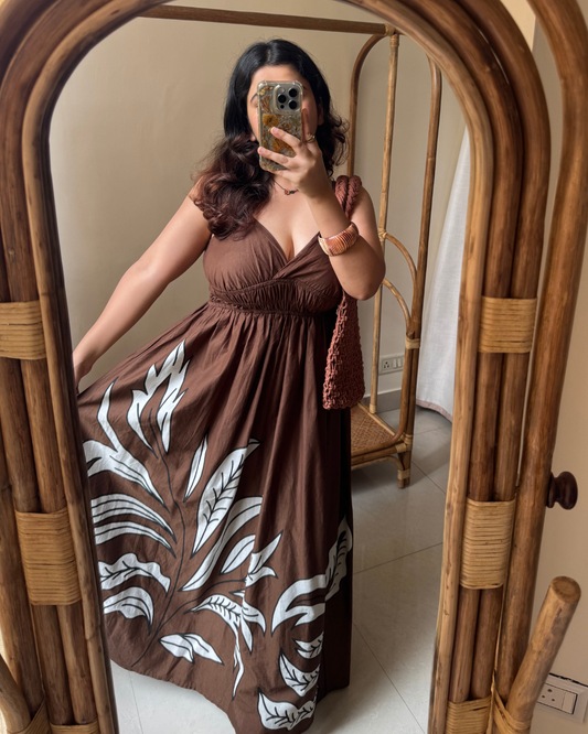 Chestnut Grove Dress (XS & M)