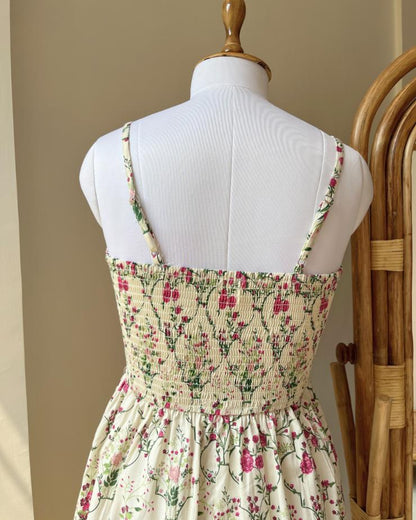 Garden of Roses Dress (S,L)
