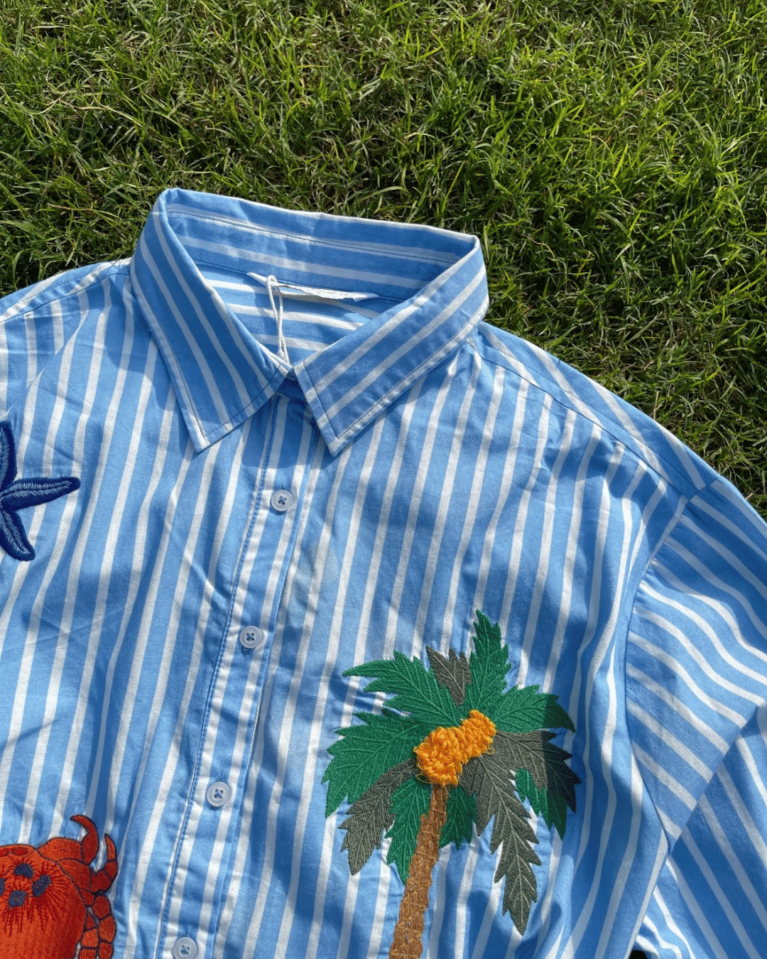 Embroidered Oversized Vacationer Shirt (L, XL, XX)