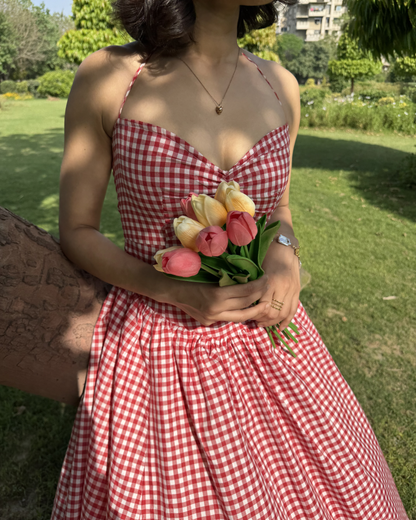 Lovebomb in Gingham