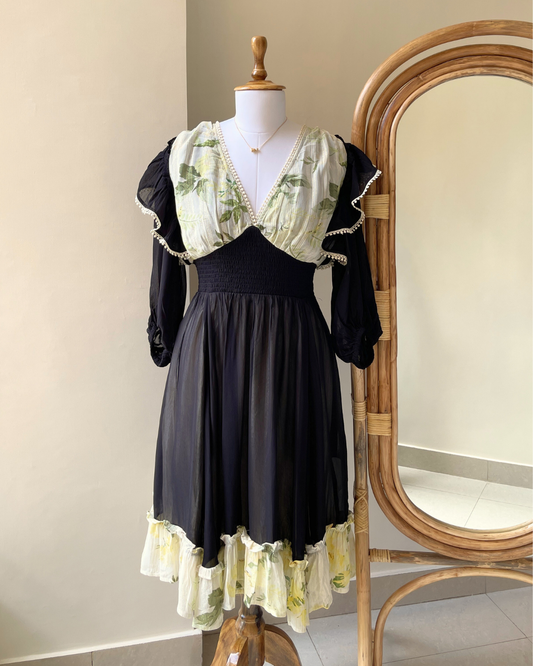 Black Rose Dress (M)