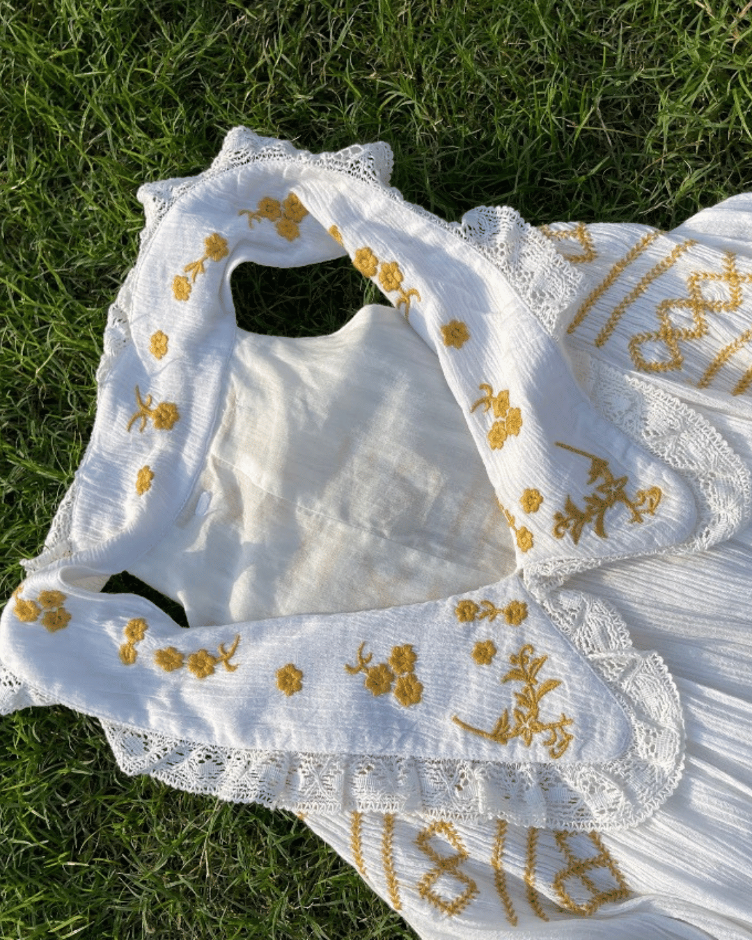 Cloud Petal Dress (M)