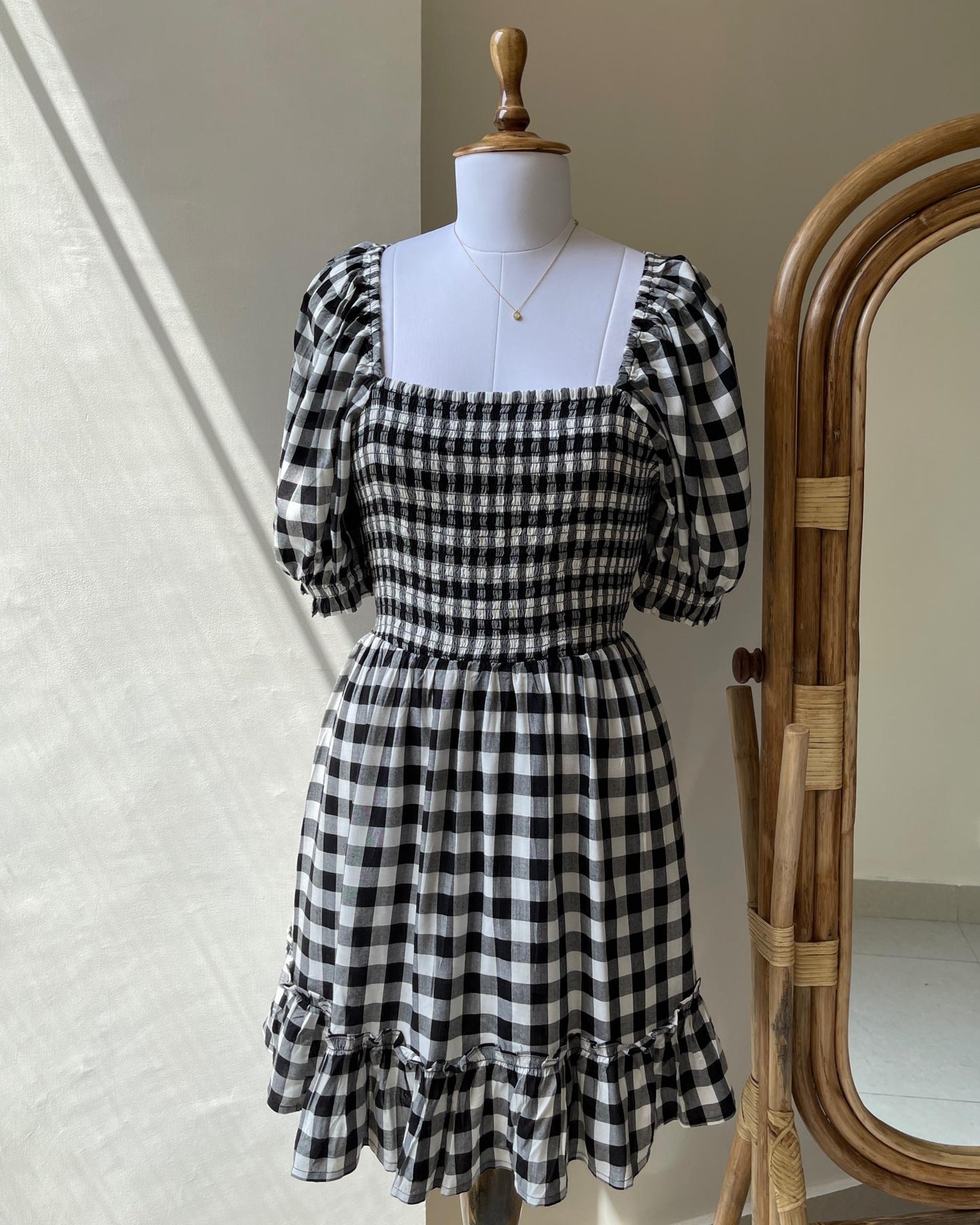 Coffee Date Dress (M)