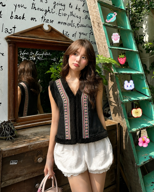 Nomad Embroidered Winter Vest (M)