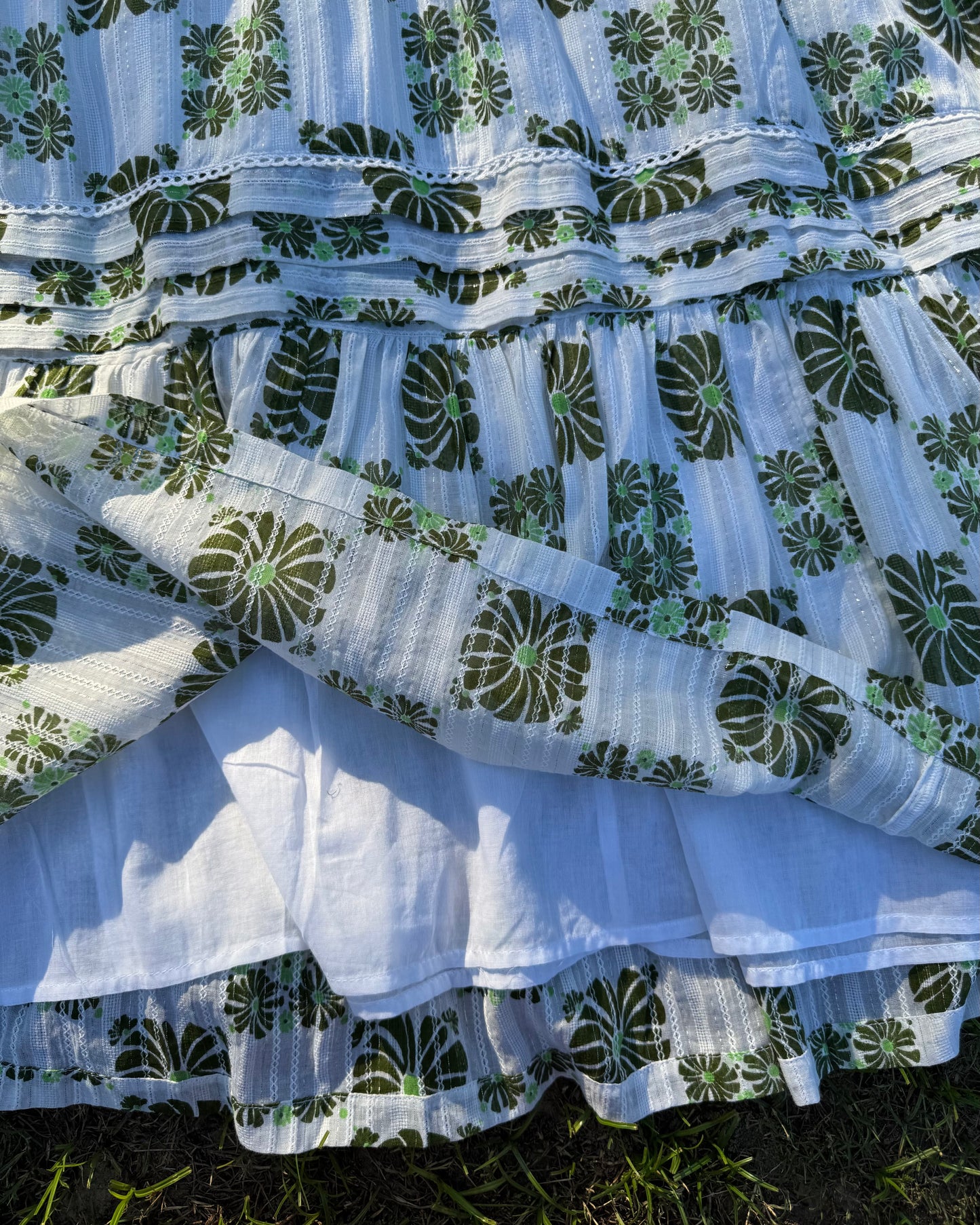 Sunny Afternoon Dress ( L  & XL )