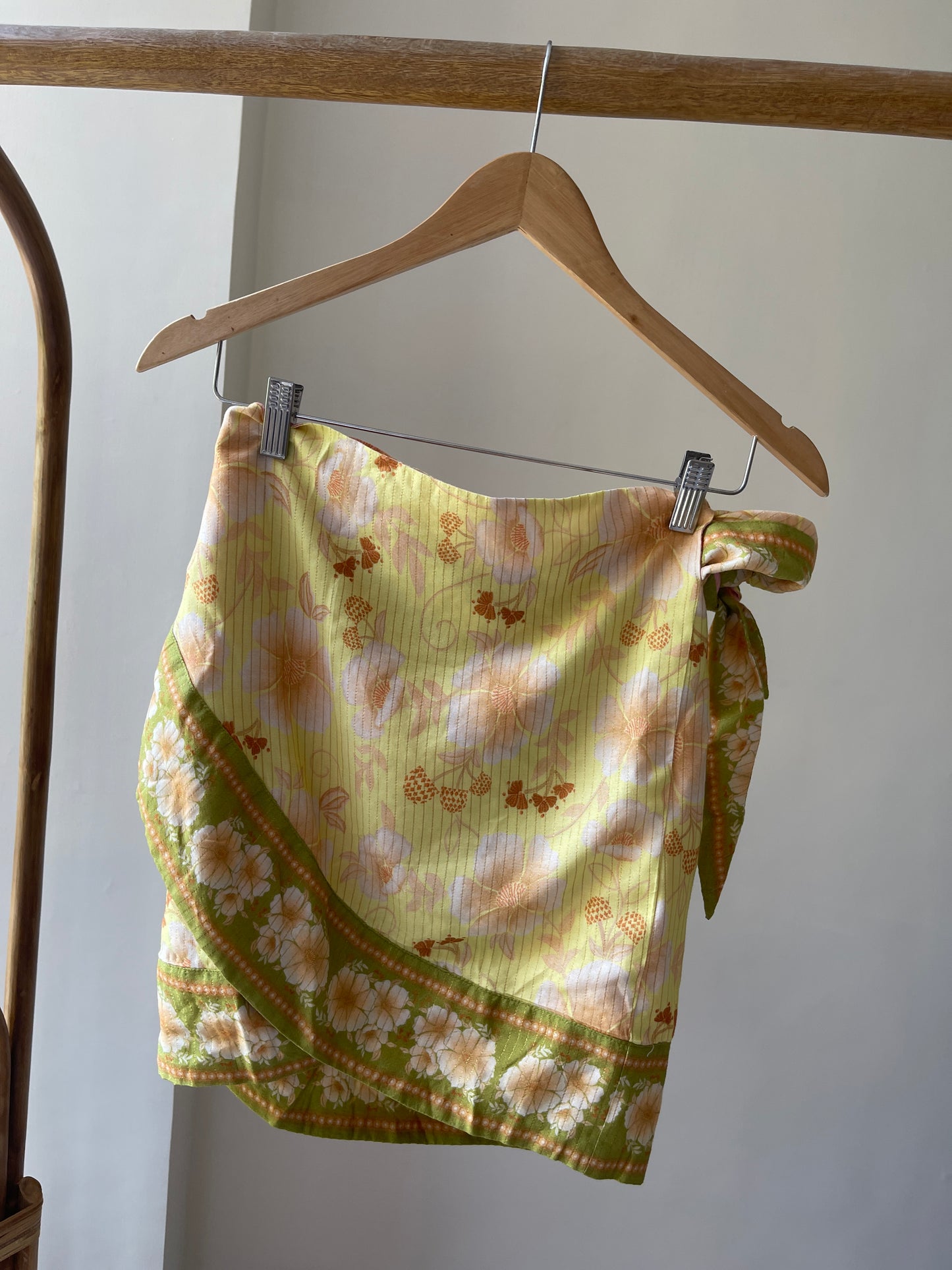 Lemon Bloom Wrap Skirt(XS,S & M)