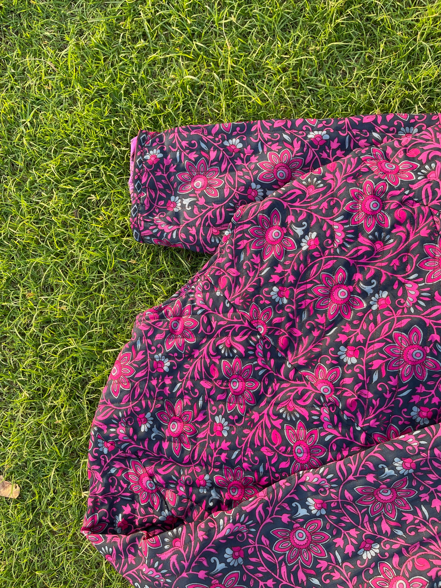 Fuchsia Garden Quilted Jacket (L)