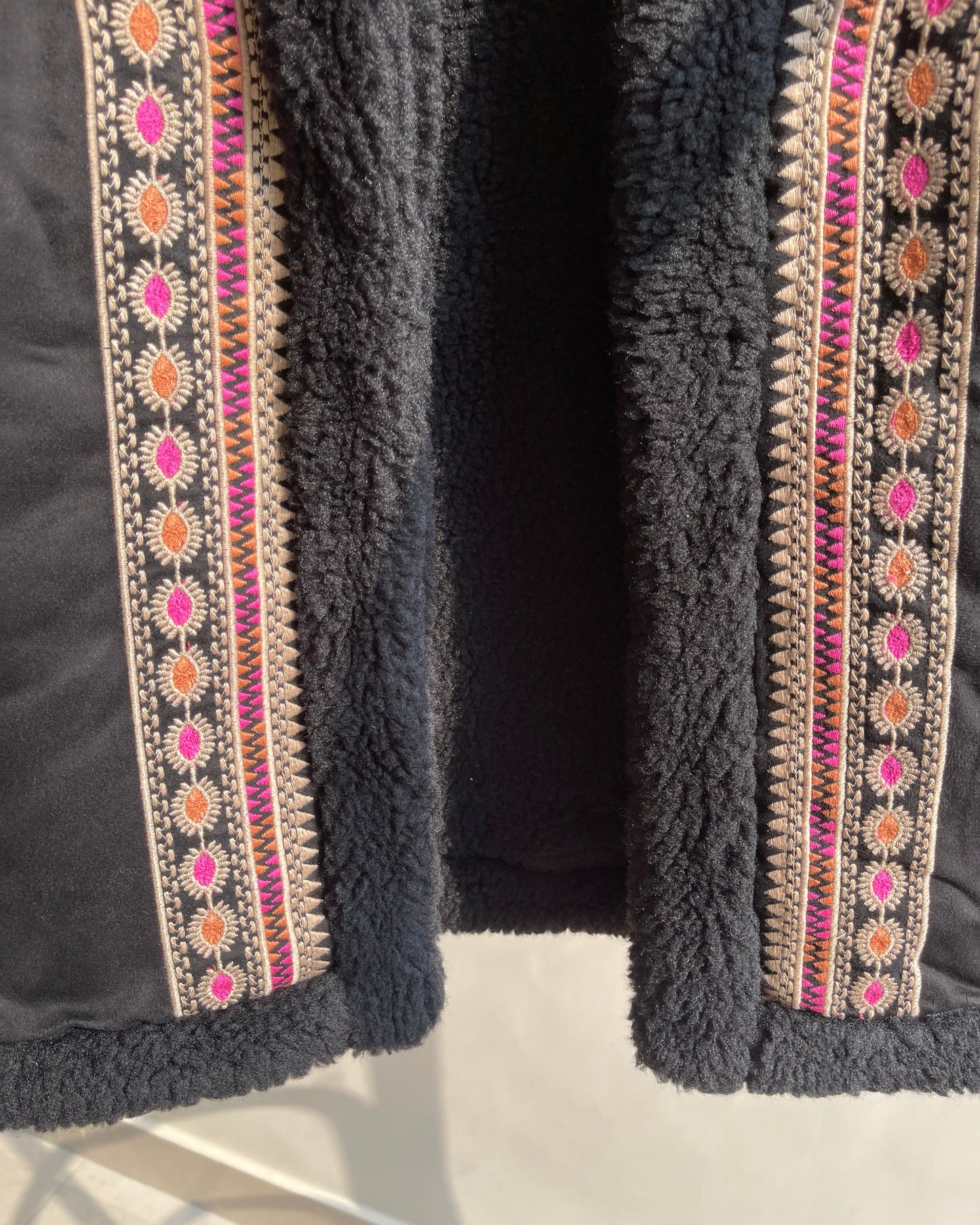 Nomad Embroidered Winter Vest (M)