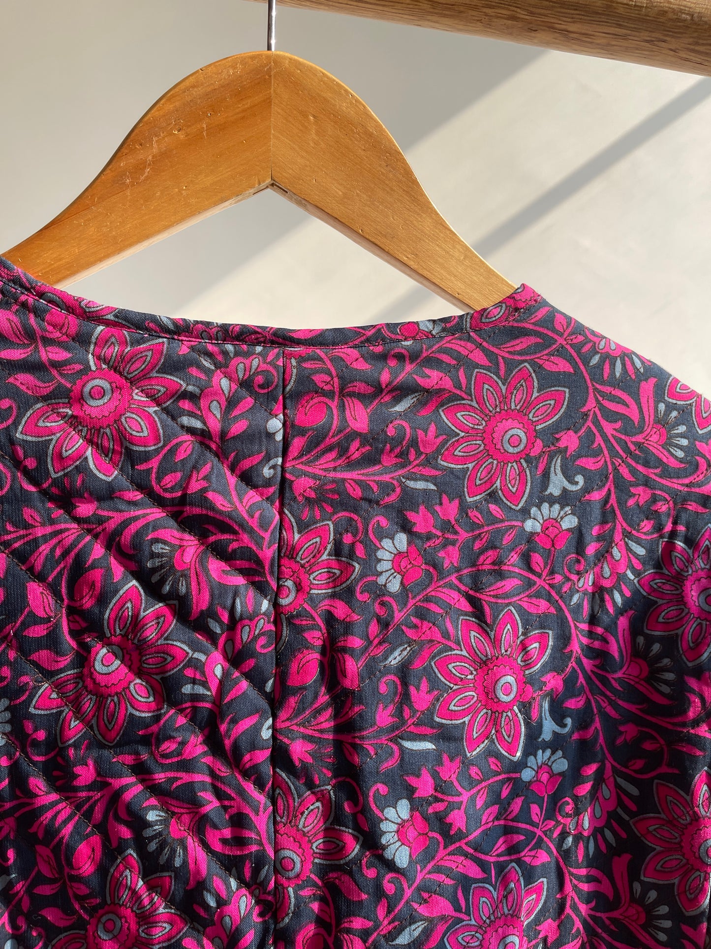 Fuchsia Garden Quilted Jacket (L)