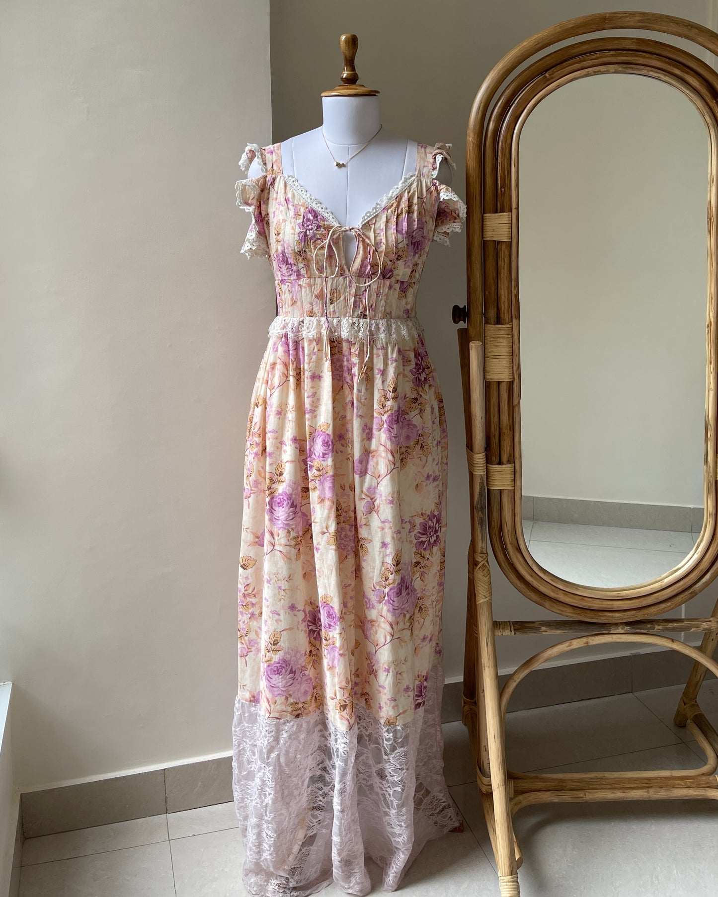 Lemon Meringue Dress (M)